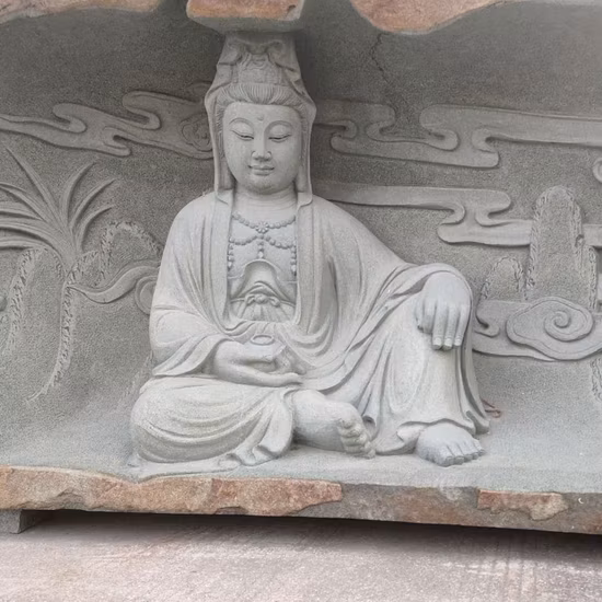 Handgeschnitzte Buddha-Skulptur aus Stein